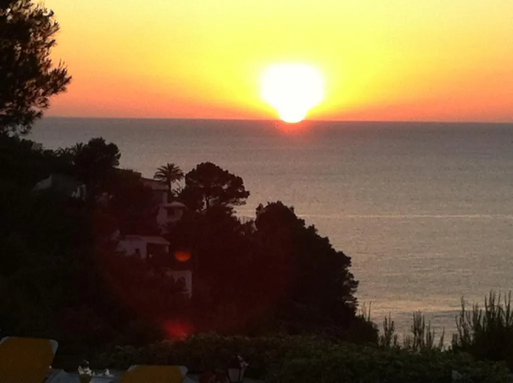 Hostal Cala Moli Cala Tarida  Casa de hóspedes